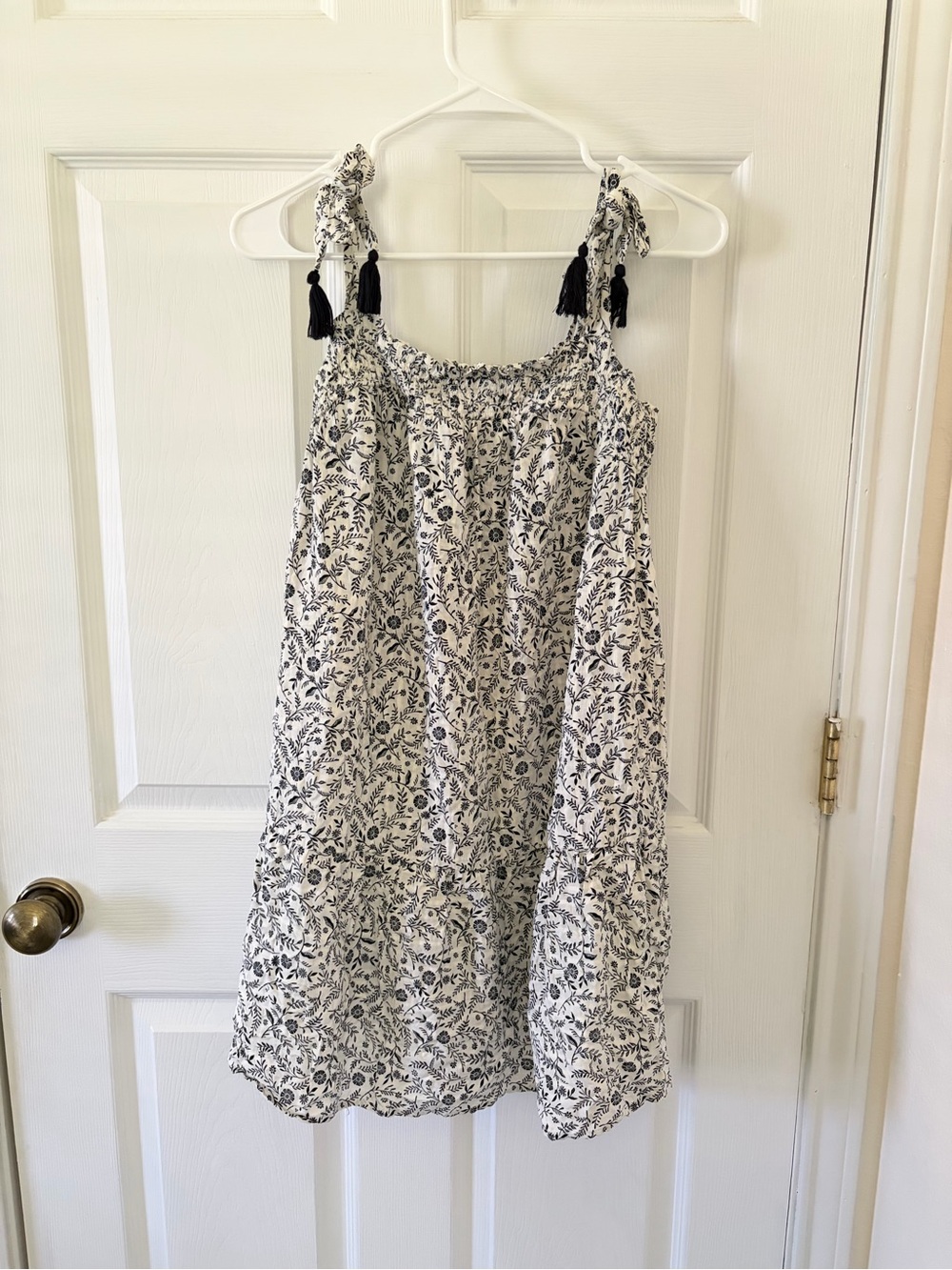 Old Navy White and Navy Floral Tie-Shoulder Sundress